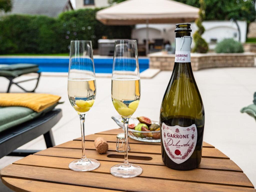Fuege Villa Luxury & Wellness Balatonfüred Esterno foto